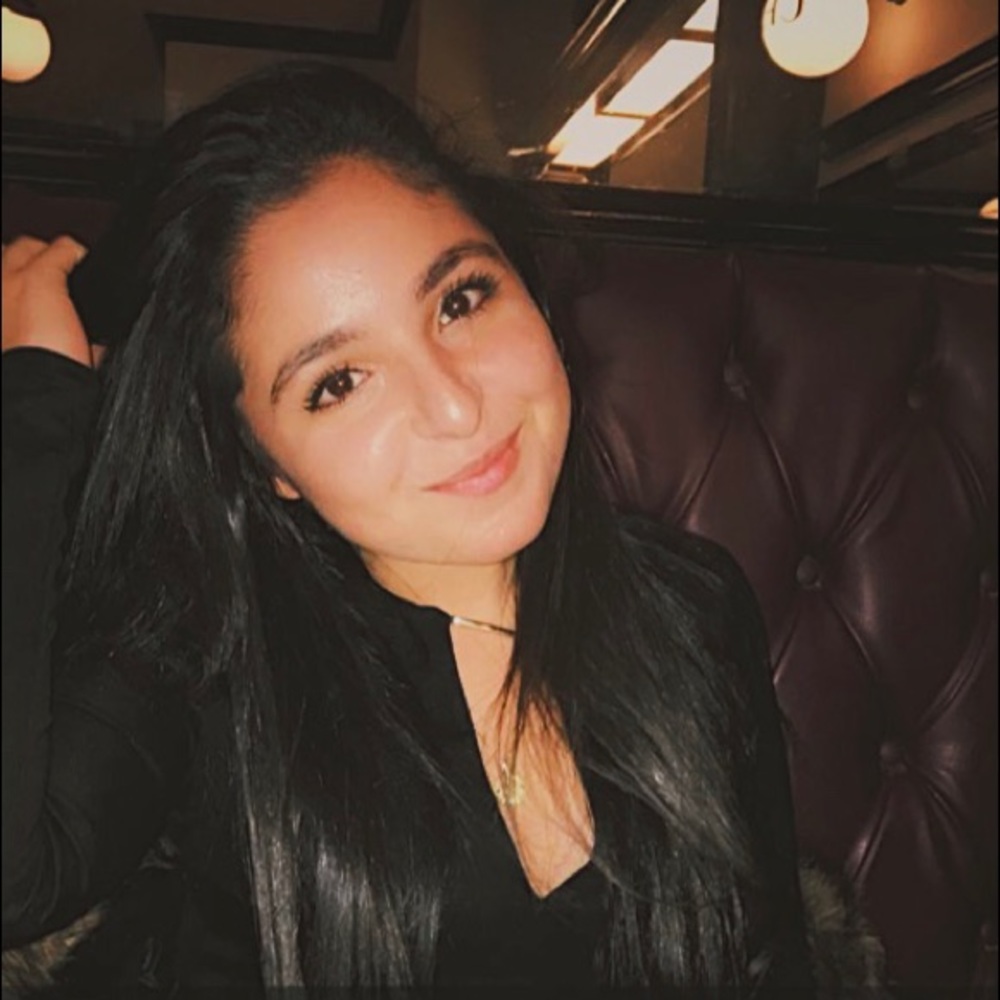 Meet your Posher, Kayla